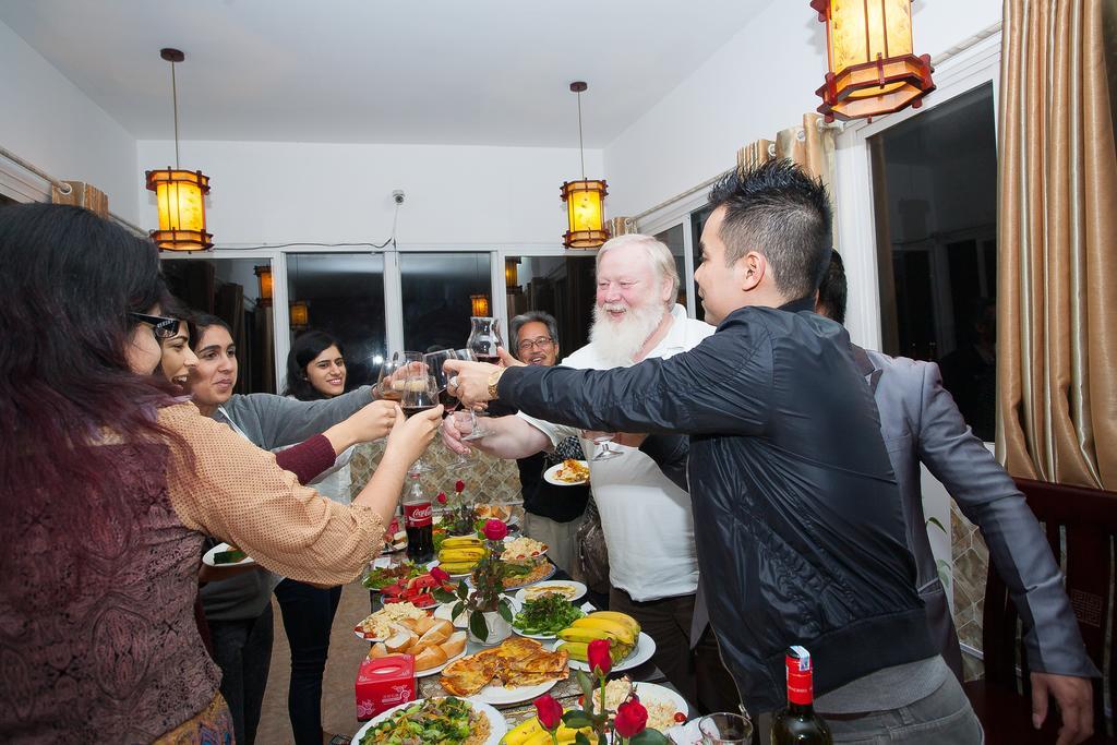 Hanoi Luxury Hotel Zewnętrze zdjęcie