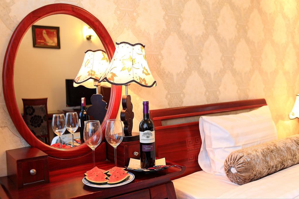Hanoi Luxury Hotel Zewnętrze zdjęcie