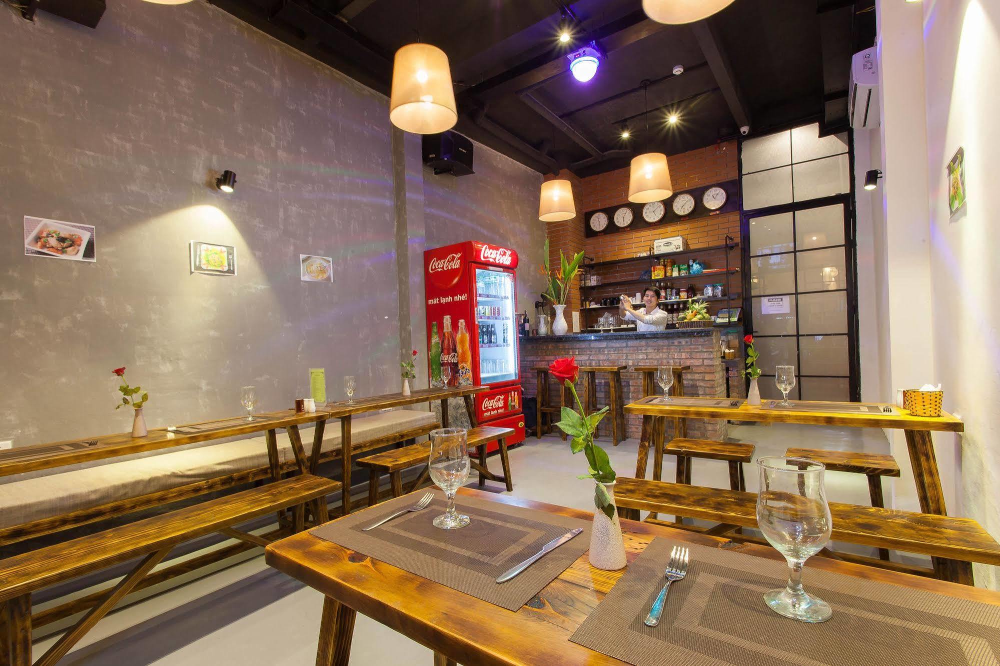 Hanoi Luxury Hotel Zewnętrze zdjęcie