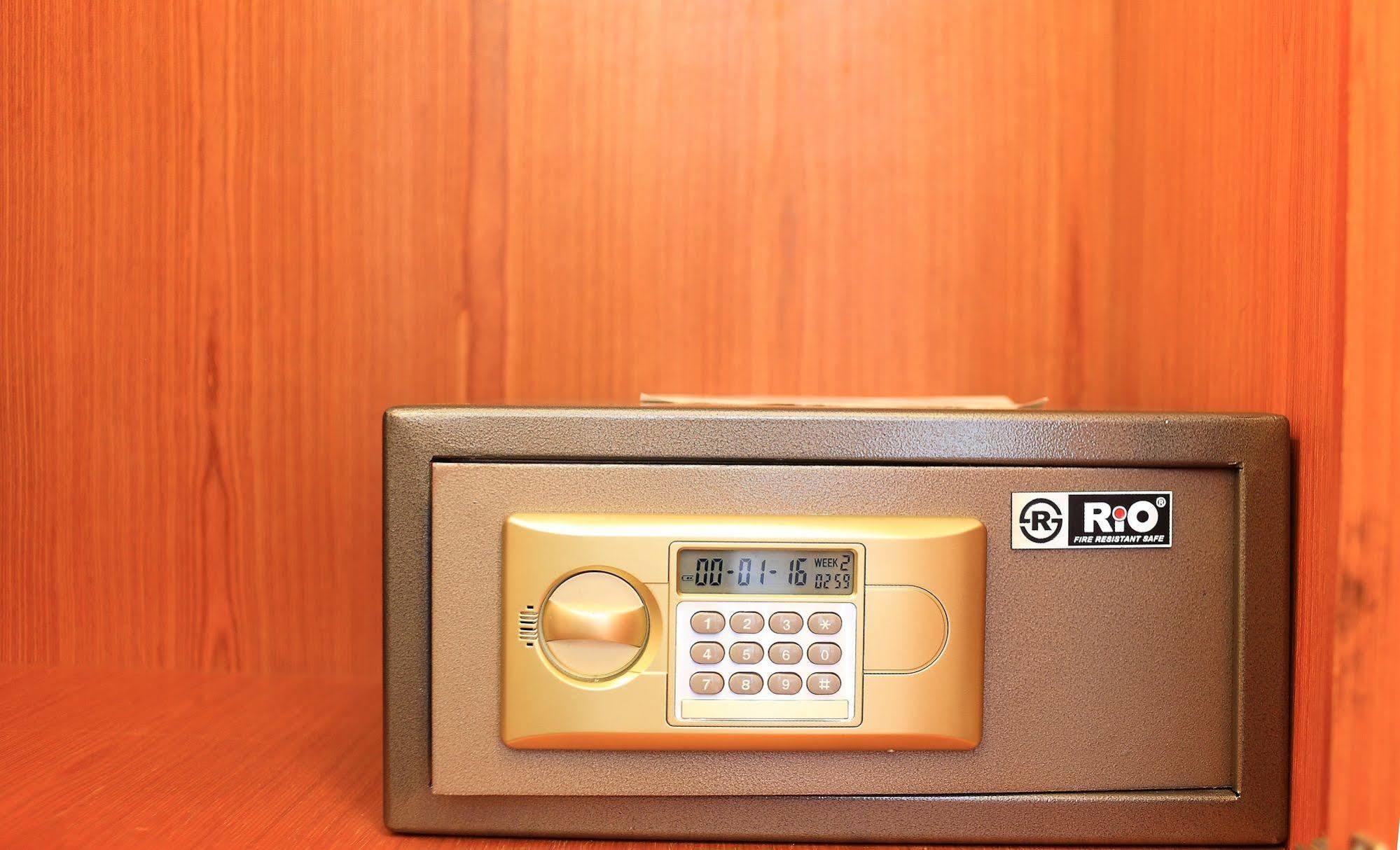 Hanoi Luxury Hotel Zewnętrze zdjęcie